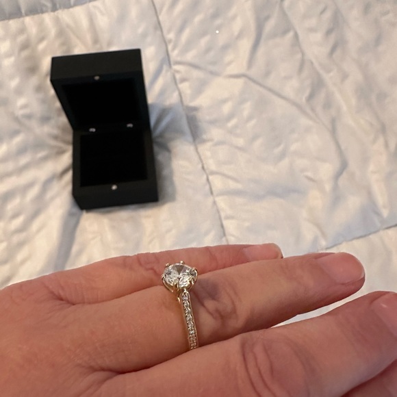 Diamond Nexus Engagement Ring - Picture 6 of 8